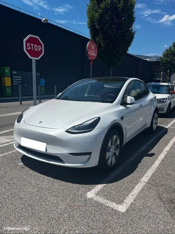 Tesla Model Y Standard - 1