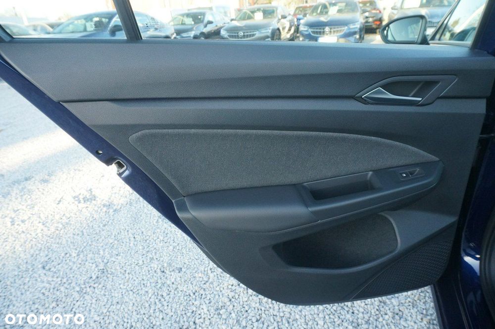 Volkswagen Golf Variant 2.0 TDI Life - 23