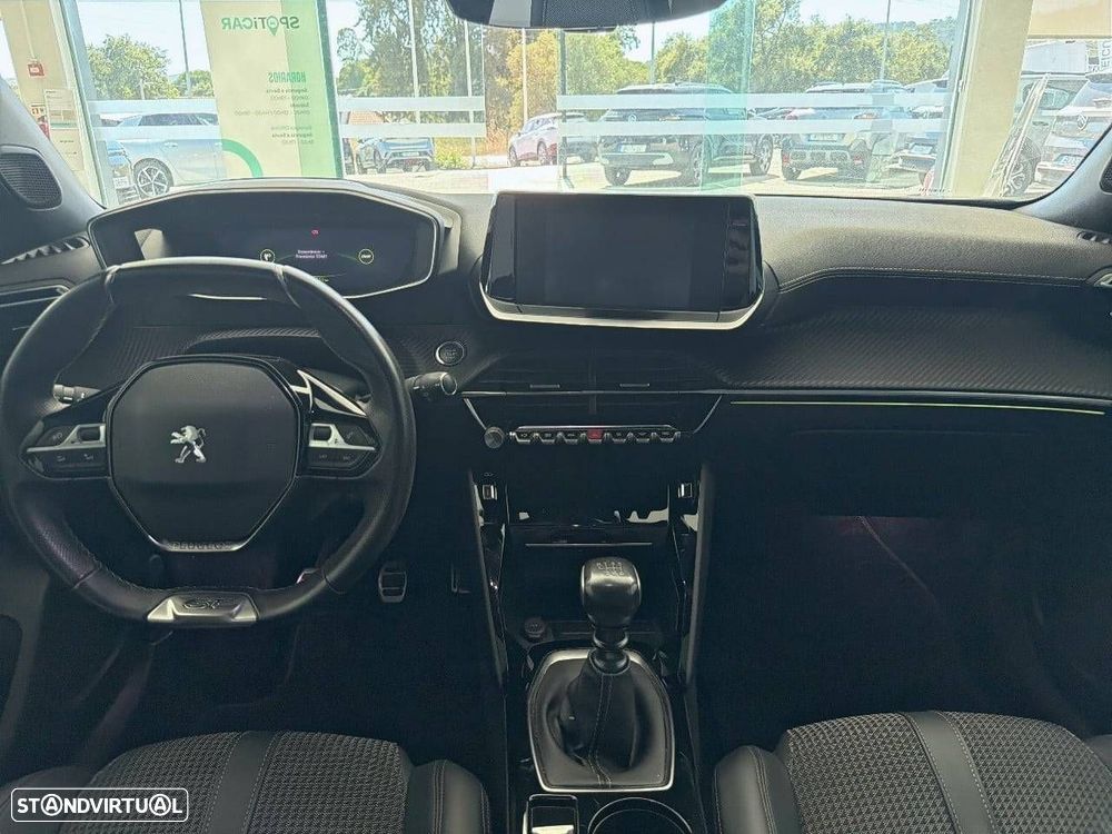 Peugeot 2008 1.2 PureTech GT - 8
