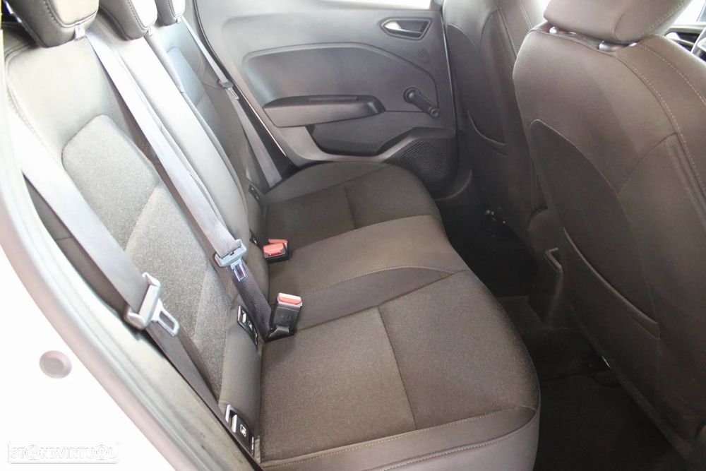 Renault Clio - 14