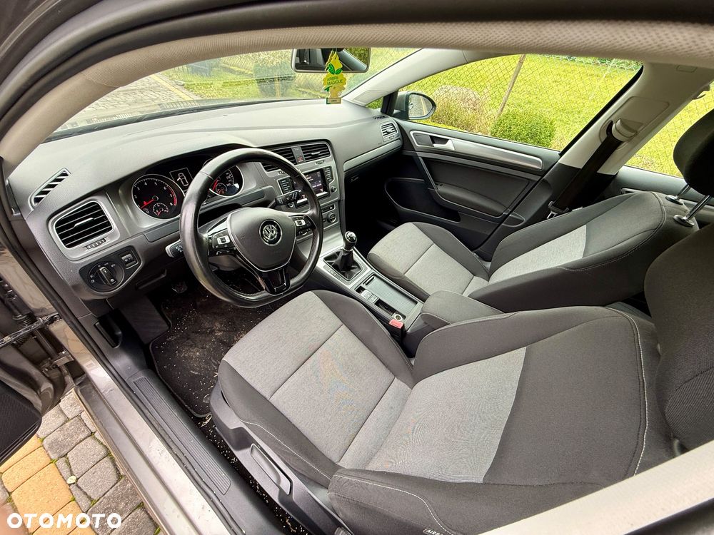 Volkswagen Golf 1.2 TSI BMT Trendline - 19