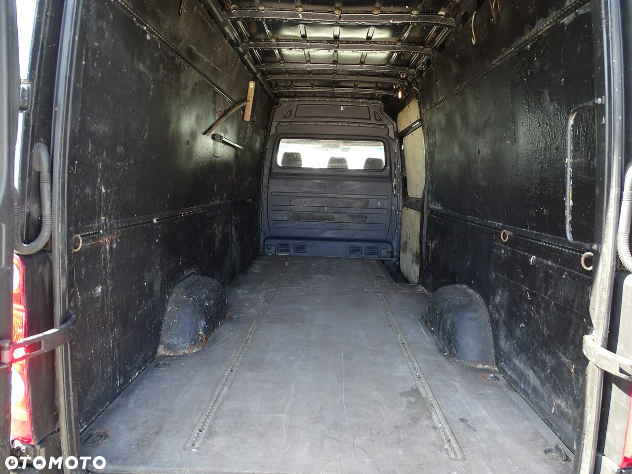 Volkswagen Crafter - 16