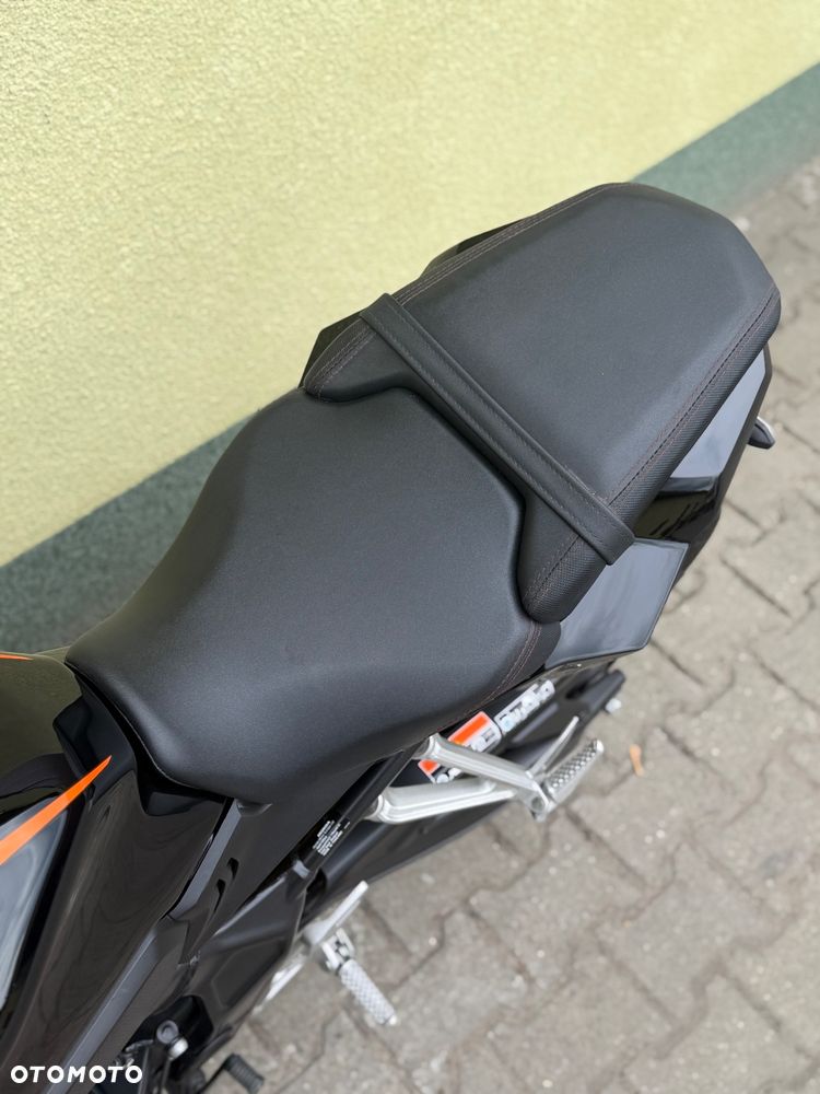 Honda CBR - 33