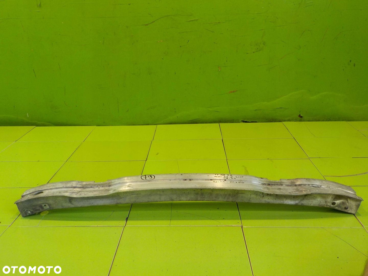 AUDI A3 8P II LIFT 10r belka zderzaka przod - 2