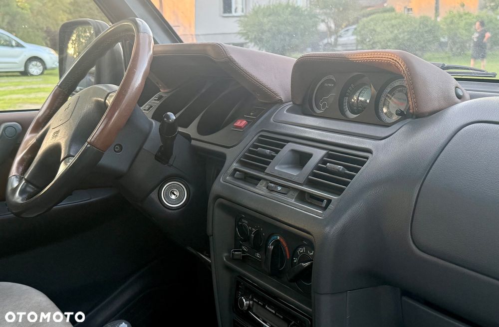 Mitsubishi Pajero - 6