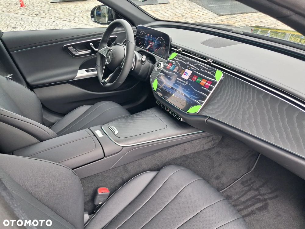Mercedes-Benz Klasa E 220 d mHEV Avantgarde 9G-Tronic - 16