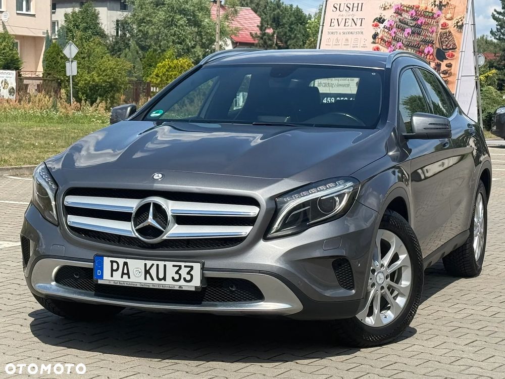 Mercedes-Benz GLA 200 UrbanStyle Edition - 10