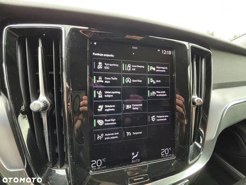Volvo V60 Cross Country B4 D AWD Geartronic Pro - 19