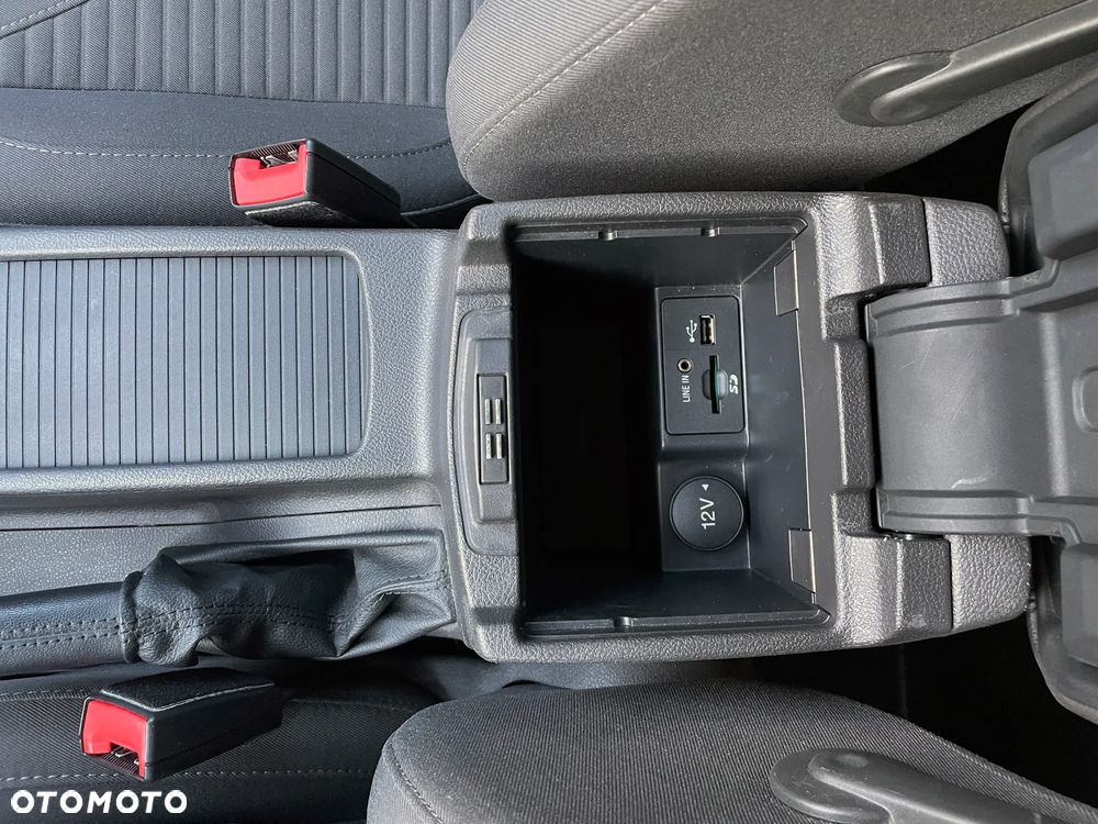 Ford Focus - 30