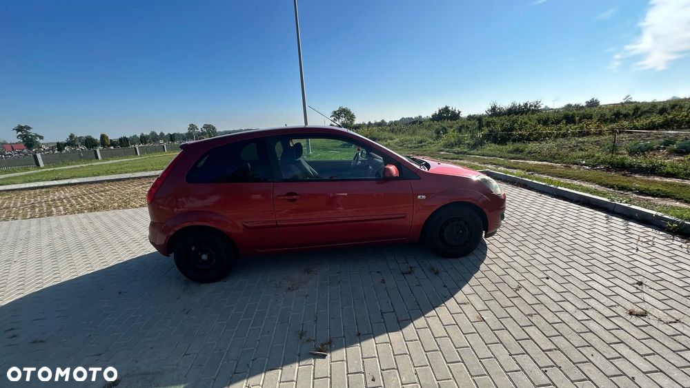 Ford Fiesta 1.3 - 5