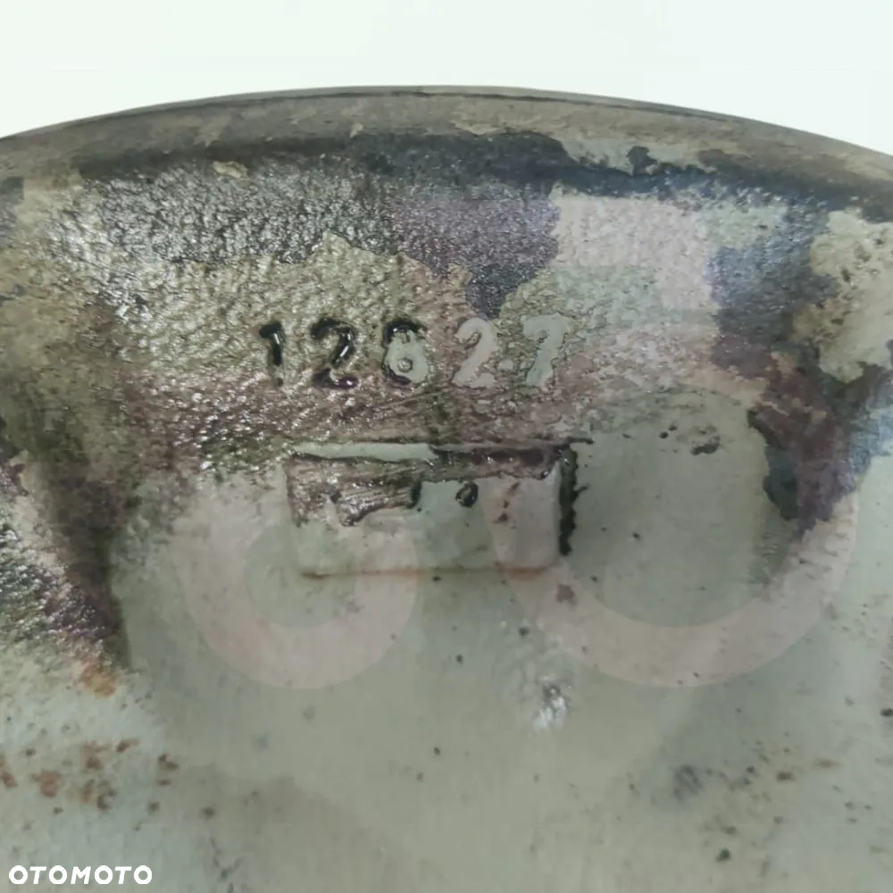 Zwrotnica Zwolnica CA0146961 Piasta 12899 146961 Carraro CASE 695 - 14