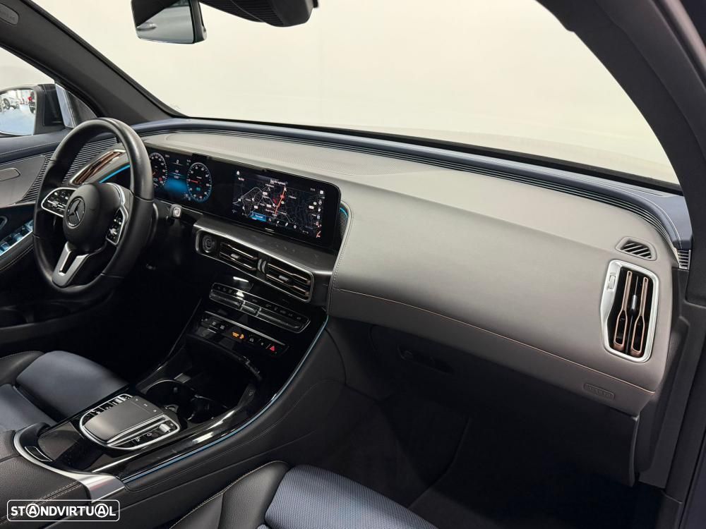Mercedes-Benz EQC 400 4Matic - 45