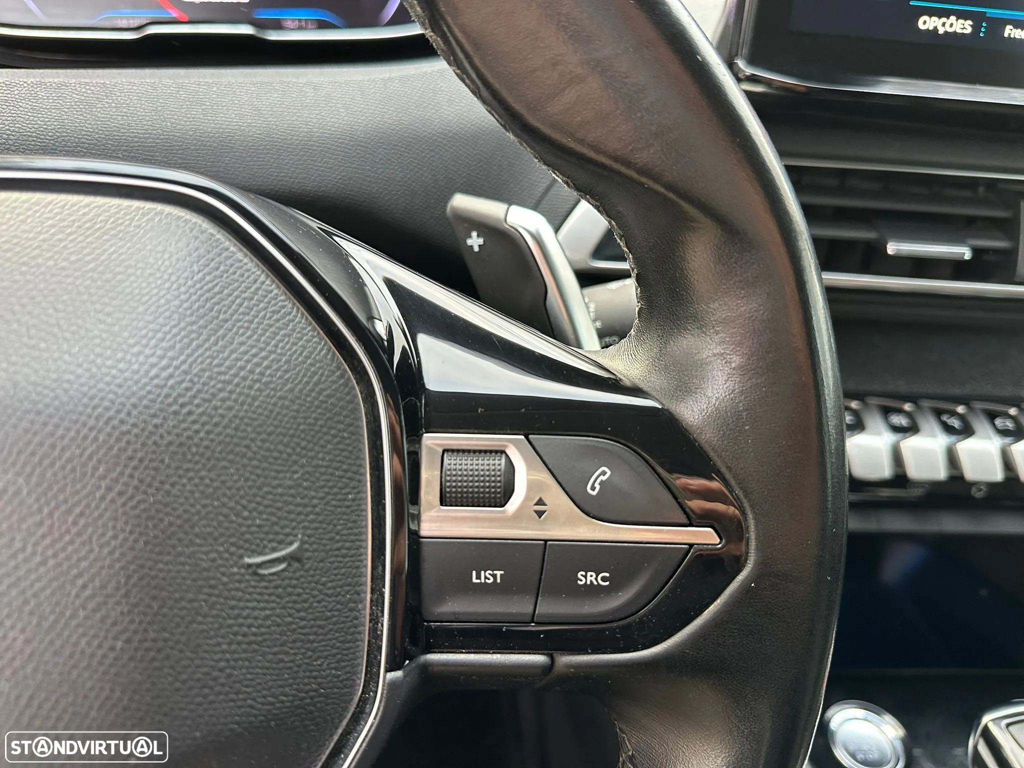 Peugeot 3008 1.5 BlueHDi Allure Pack EAT8 - 23