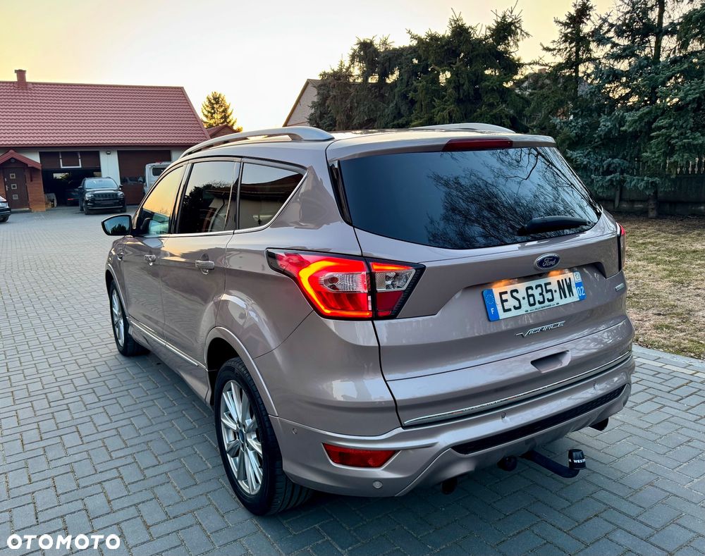Ford Kuga 1.5 EcoBoost 2x4 Vignale - 10