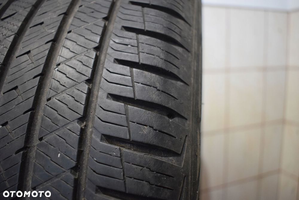 R19 245/45 Vredestein Quatrac Pro - 12