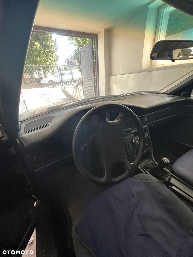 Audi 100 2.4 D - 4