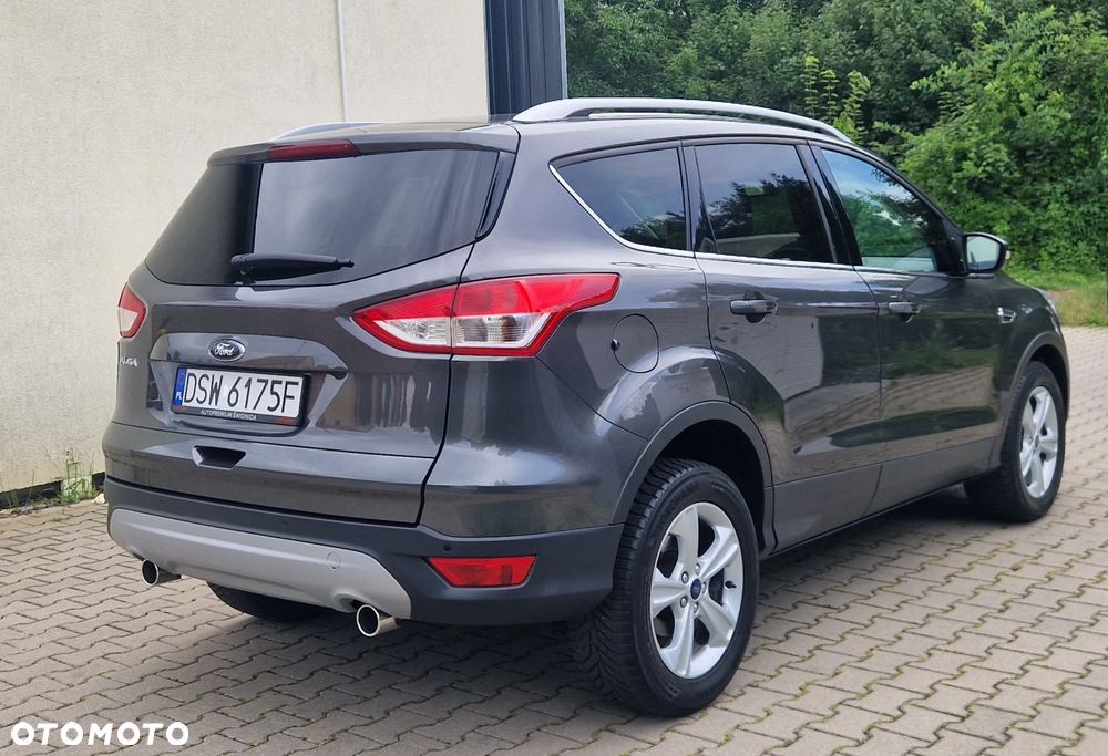 Ford Kuga 2.0 TDCi FWD Titanium - 3