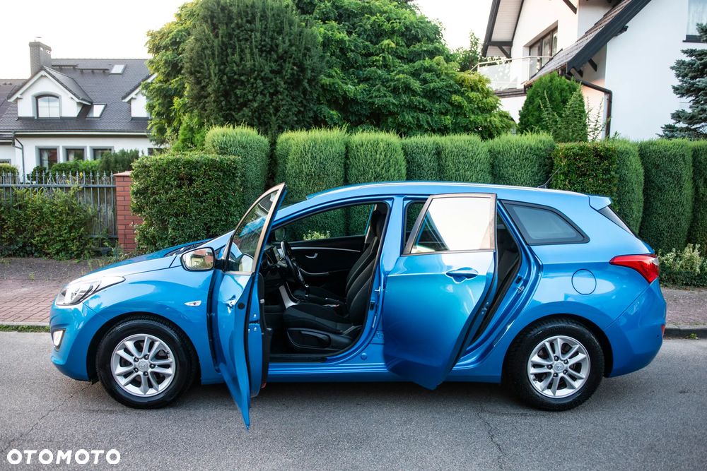 Hyundai i30 1.6 Comfort - 16