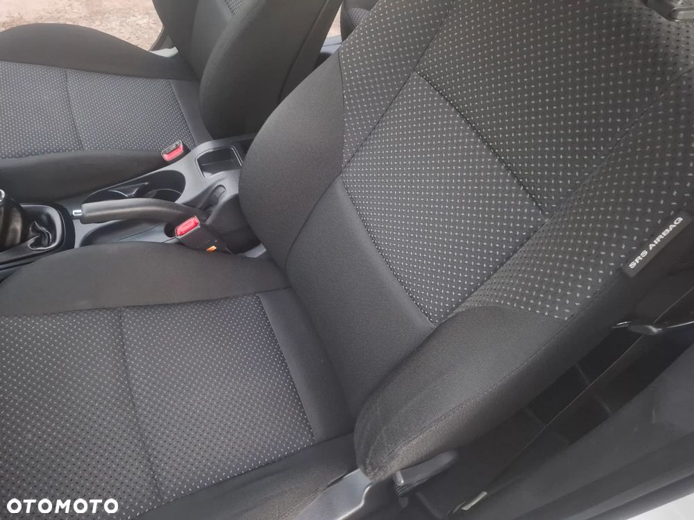 Hyundai i30 1.4 Blue Comfort - 16