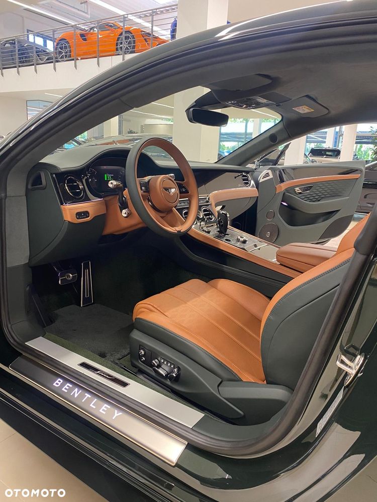 Bentley Continental GT W12 - 8