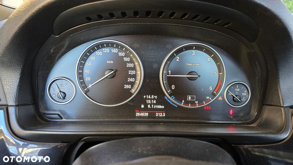 BMW Seria 5 520d Blue Performance - 17