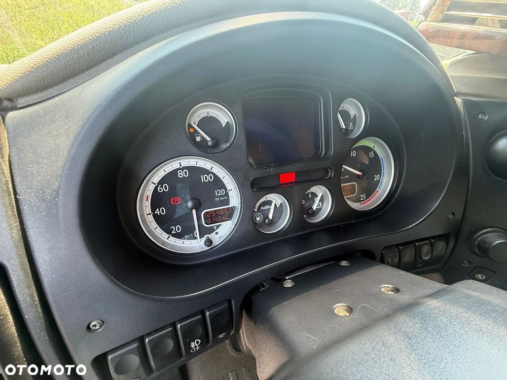 DAF XF 105.460 - 11