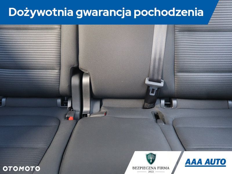 Ford Kuga - 11