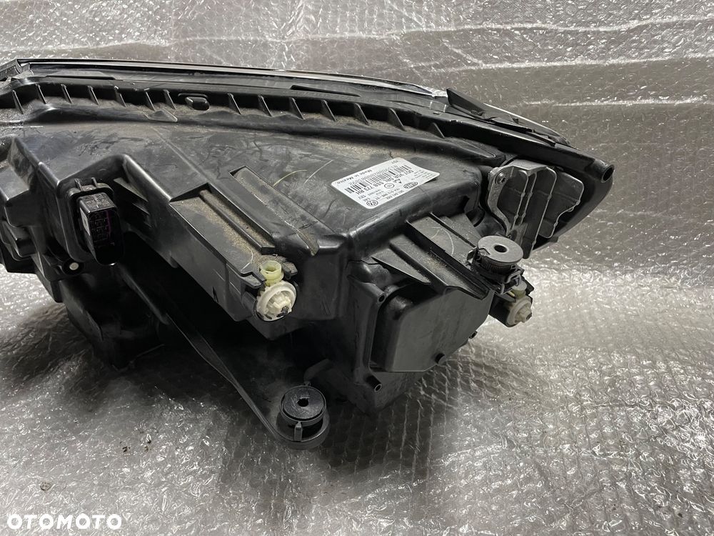 LAMPA PRAWA FULL LED PASSAT USA 561941082 - 12
