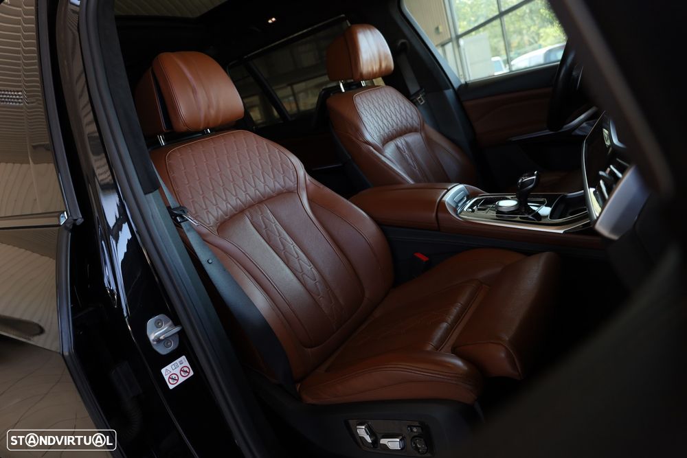 BMW X7 M50d - 11