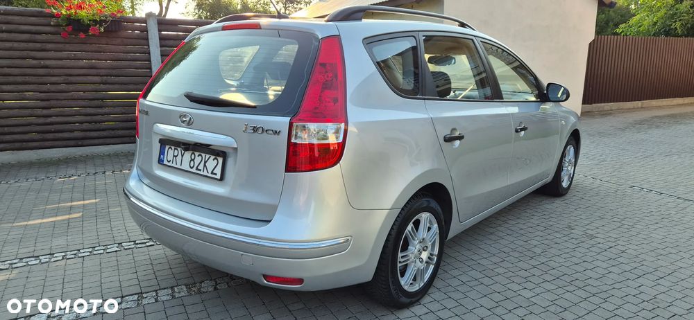 Hyundai i30 1.6 Comfort - 8
