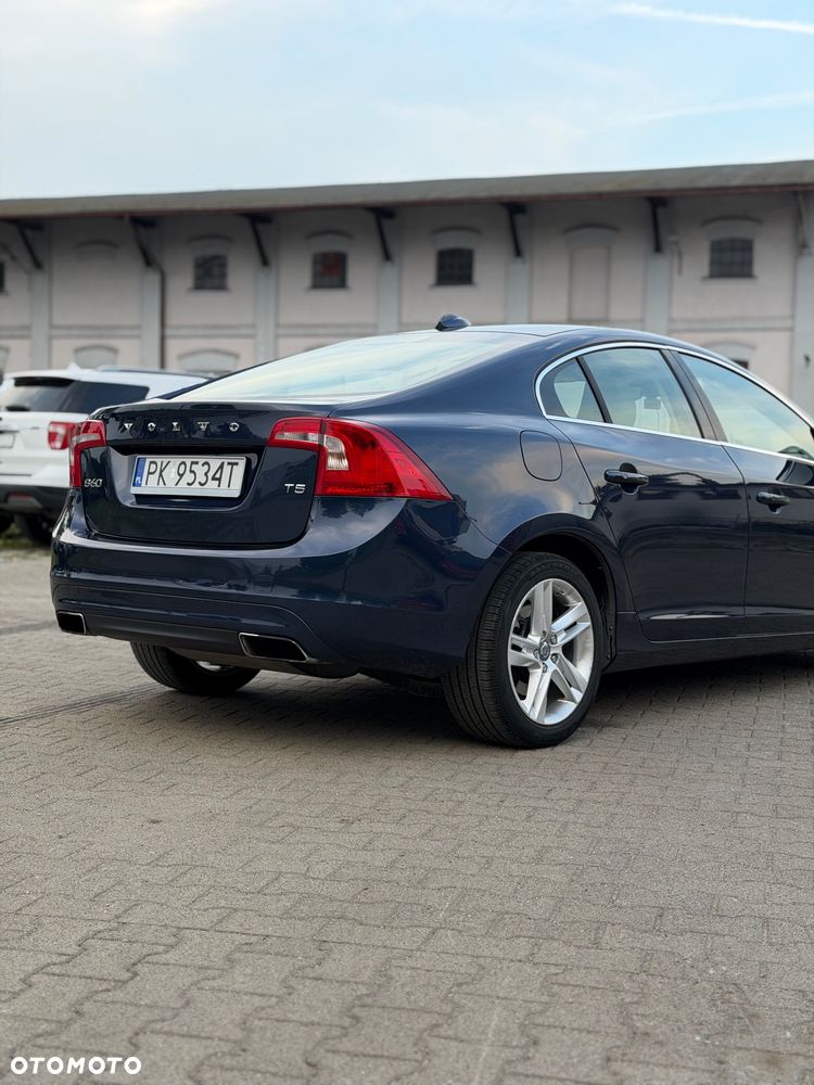 Volvo S60 T5 Geartronic Momentum - 6