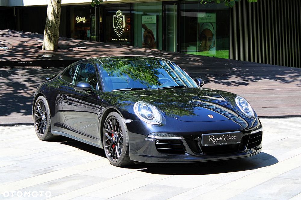 Porsche 911 Carrera 4 GTS PDK - 2