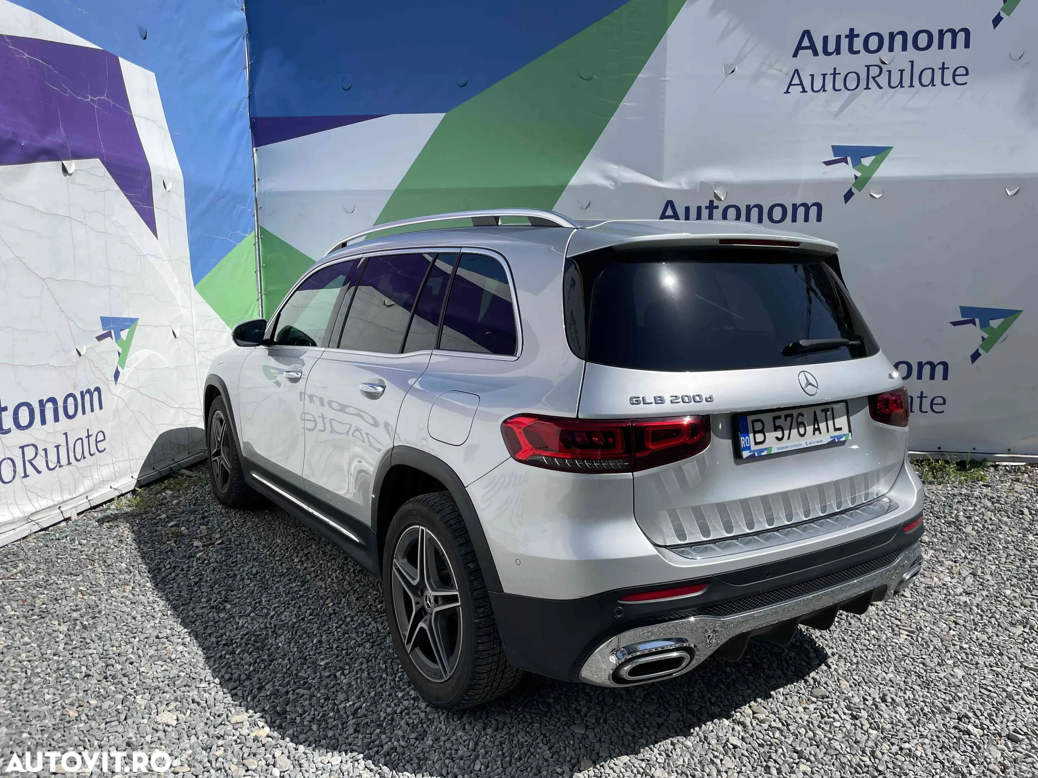 Mercedes-Benz GLB - 4