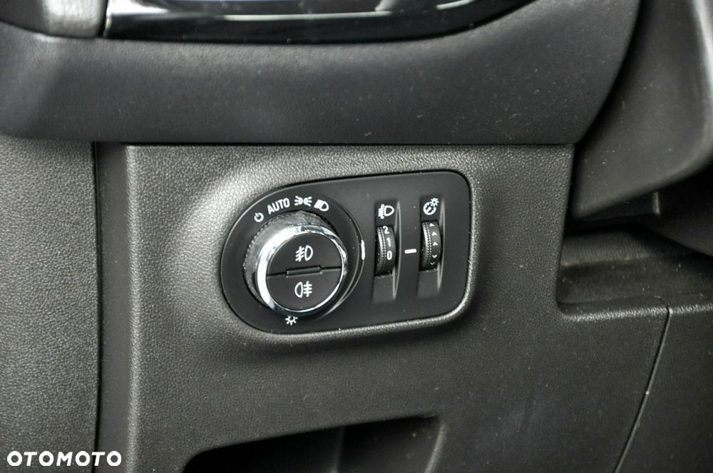 Opel Corsa - 36