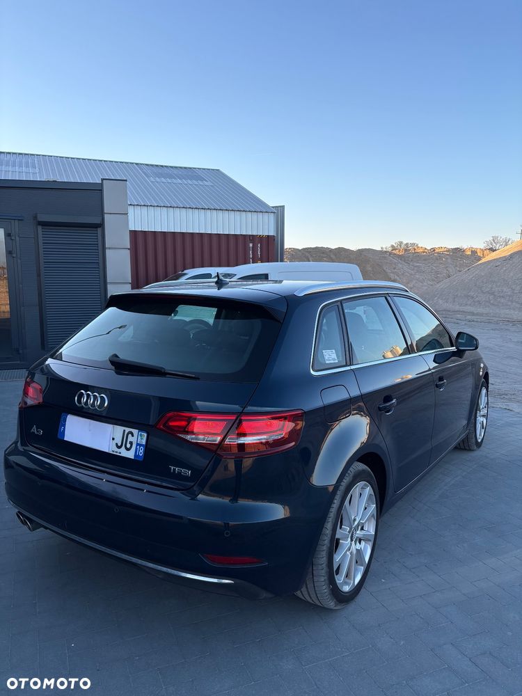 Audi A3 Sportback - 6
