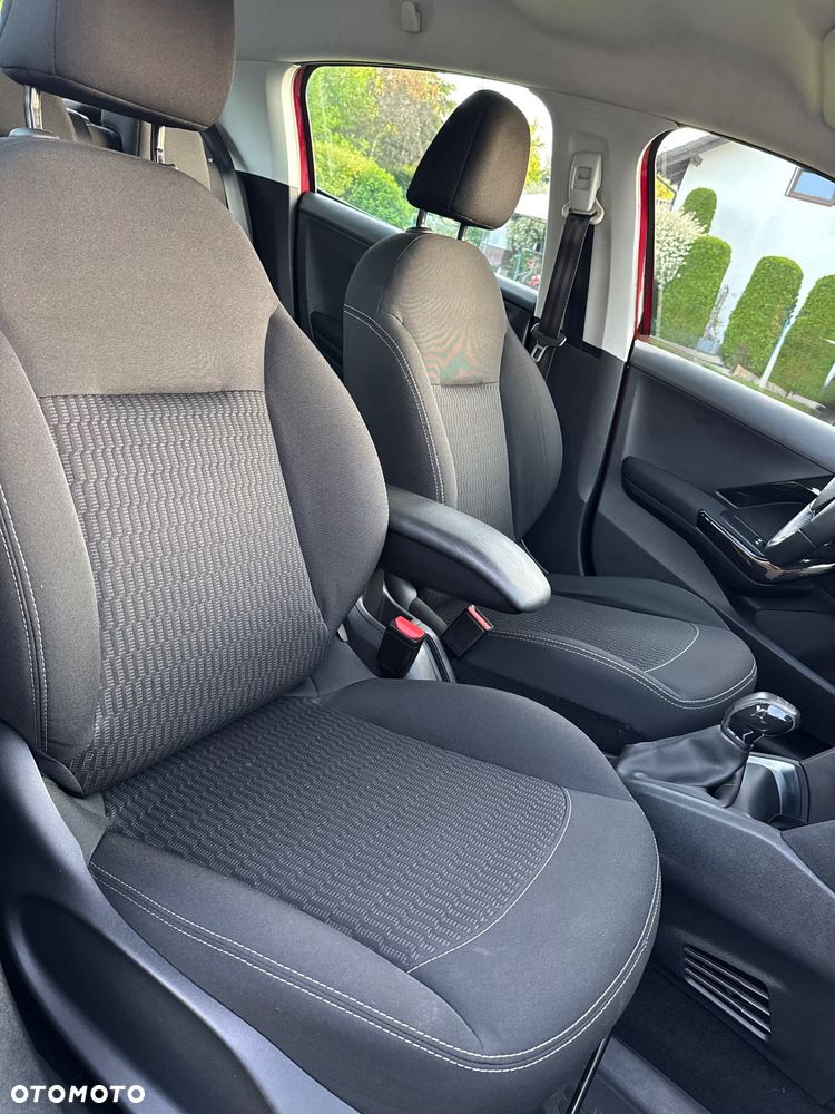 Peugeot 208 1.2 PureTech Active - 26