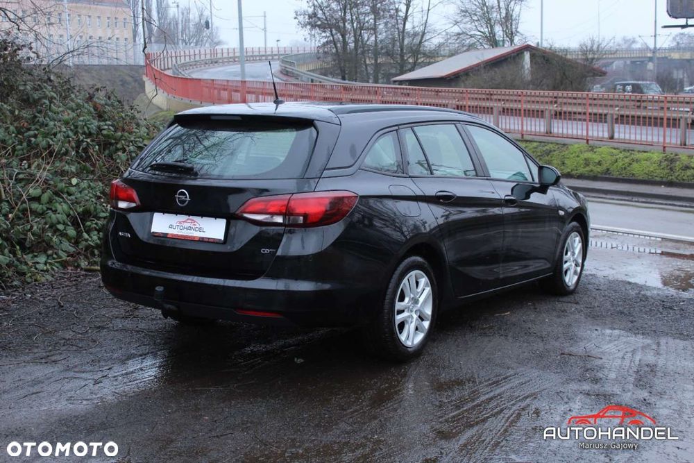 Opel Astra - 4