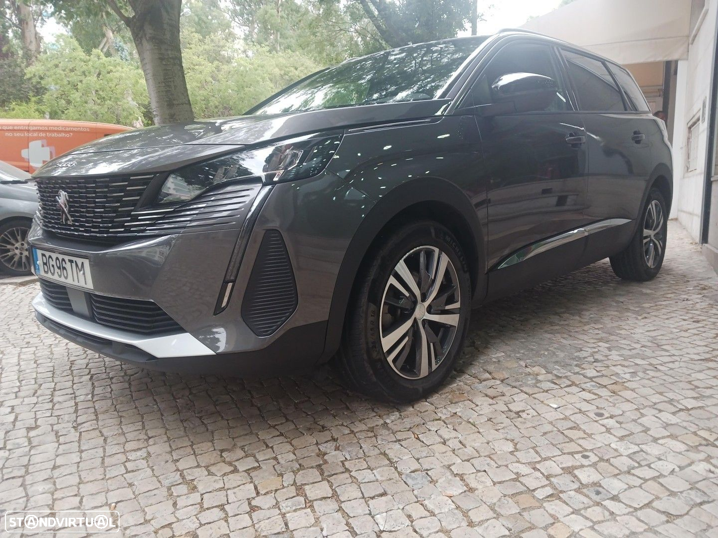 Peugeot 5008 1.5 BlueHDi Allure Pack EAT8 - 6
