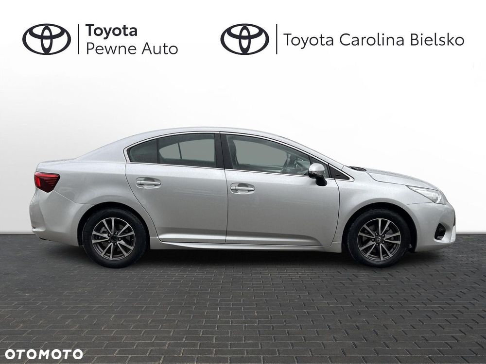 Toyota Avensis - 21