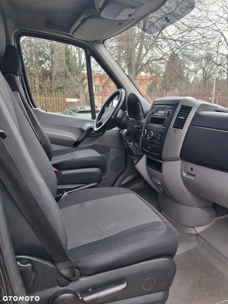 Mercedes-Benz Sprinter - 5