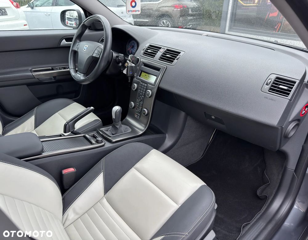 Volvo V50 T5 R-Design Summum - 29