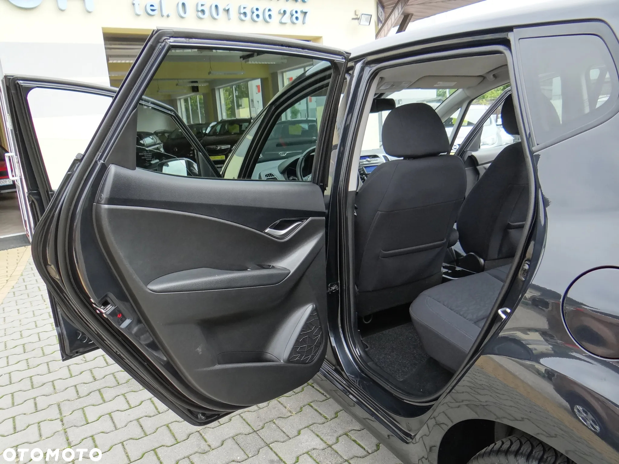 Hyundai ix20 1.4 Premium - 37