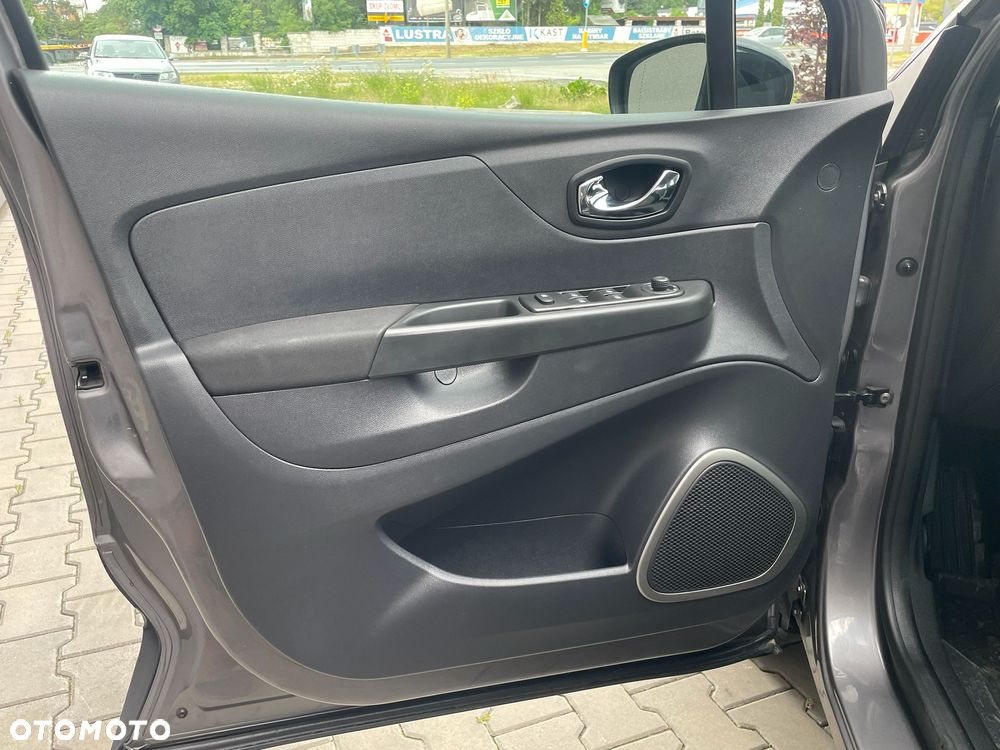 Renault Captur (ENERGY) TCe 90 LIFE - 17