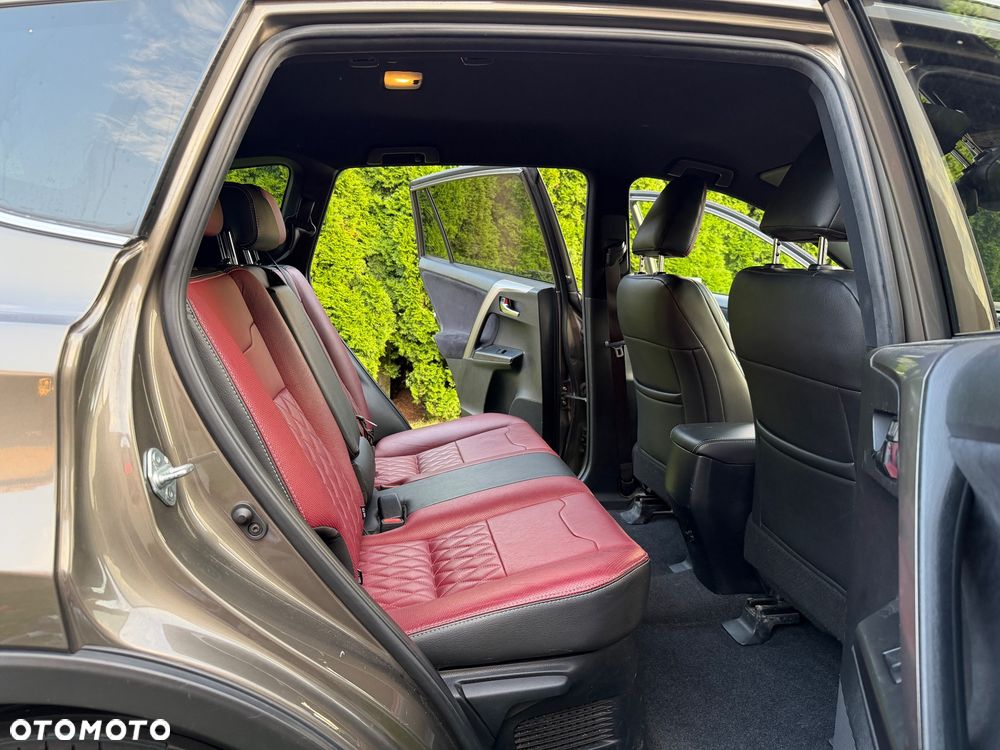Toyota RAV4 - 22