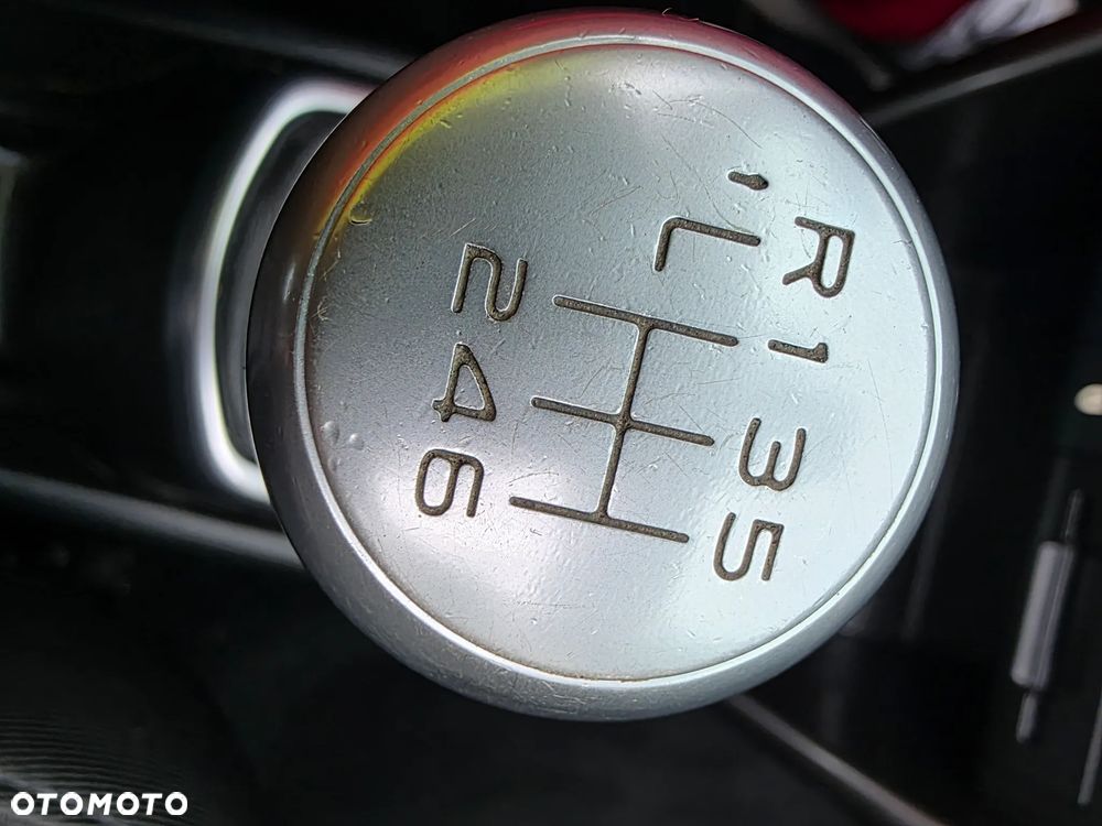Peugeot 207 CC 1.6 Intense - 17
