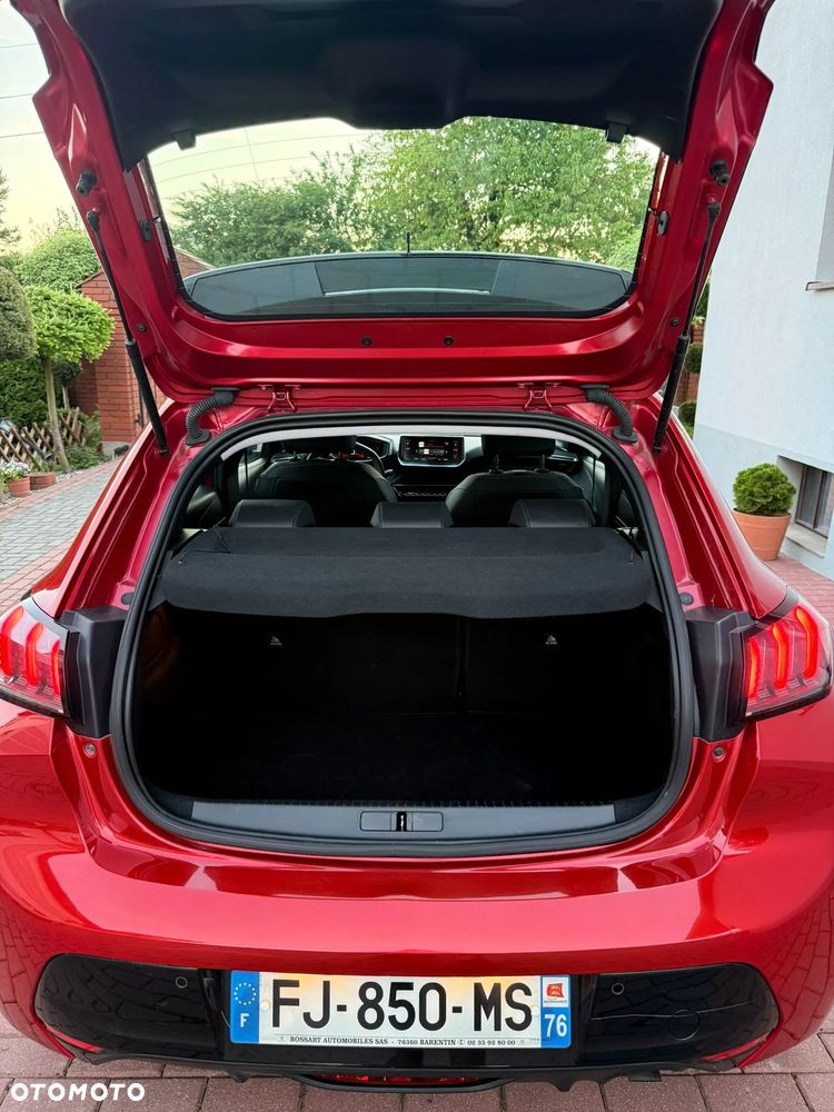 Peugeot 208 PureTech 100 Allure Pack - 11