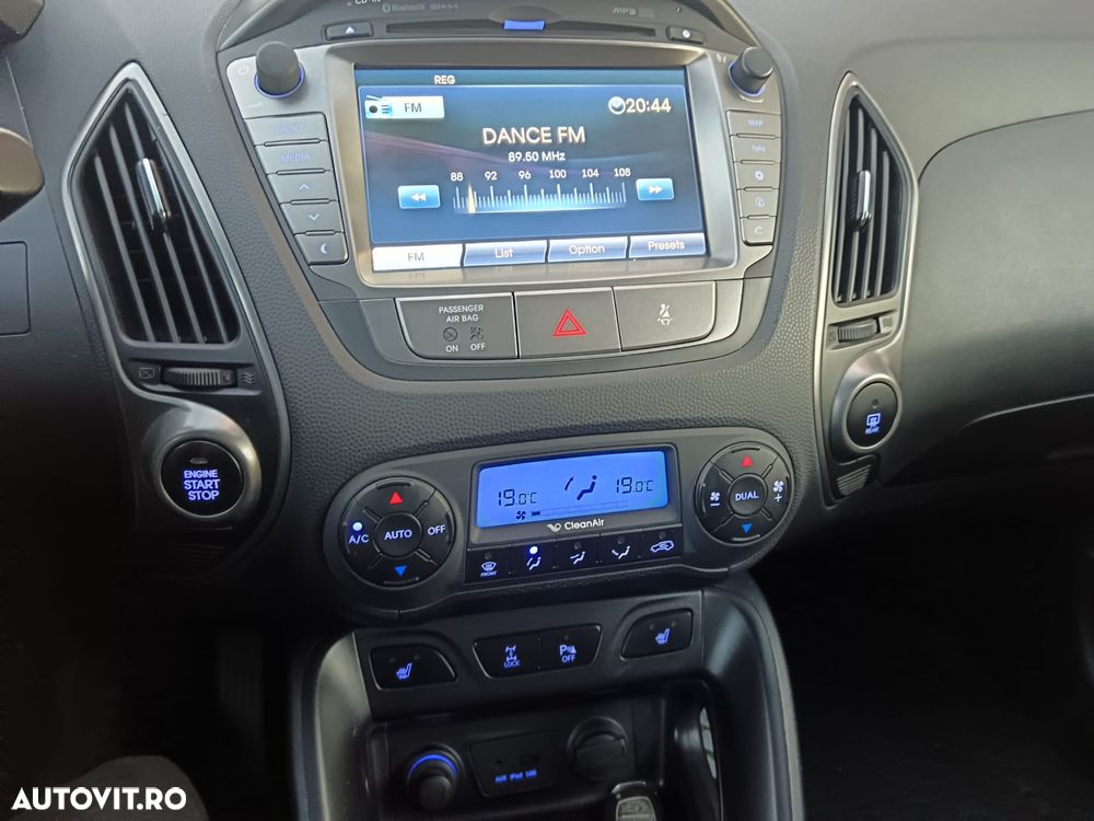 Hyundai ix35 2.0 CRDI 4WD Automatik Style - 18