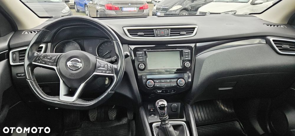 Nissan Qashqai 1.3 DIG-T SHIRO - 7