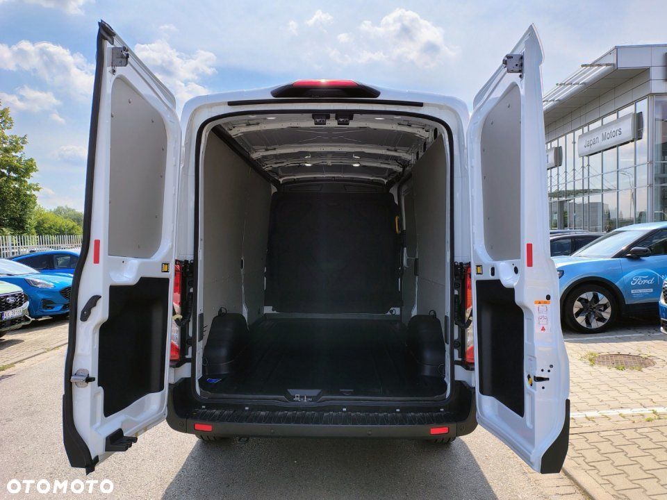Ford Nowy Transit - 10