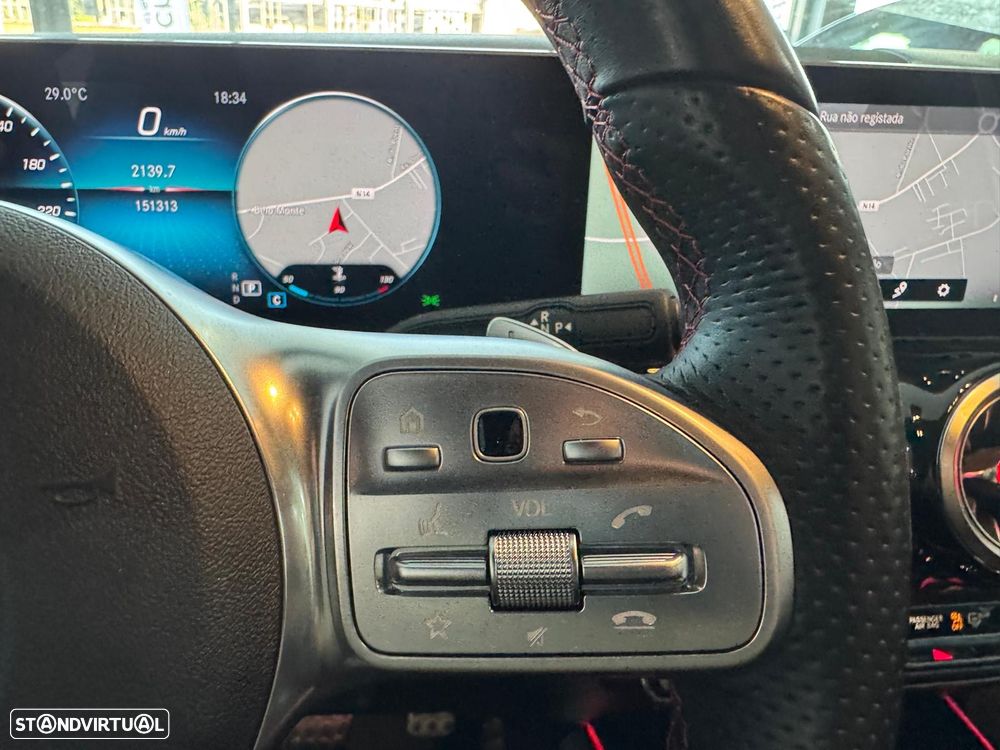 Mercedes-Benz GLA 200 d AMG Line - 27